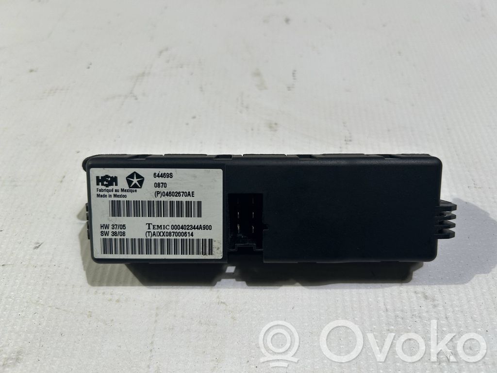 Dodge Challenger Moduł / Przekaźnik podgrzewania foteli 