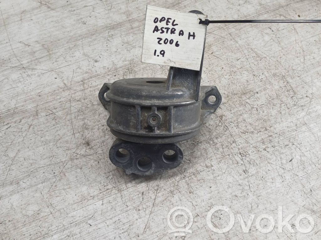 Opel Astra H Engine mount bracket 