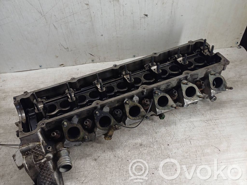 Engine head   2247054