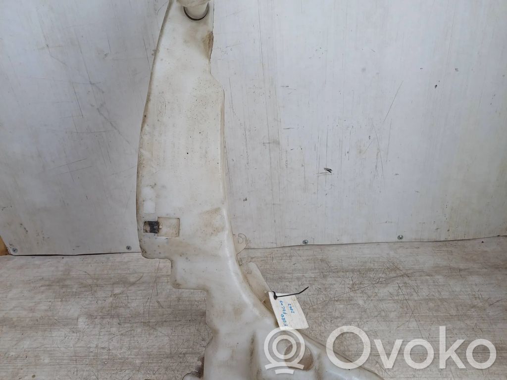 Ford Focus Logu šķidruma tvertne 