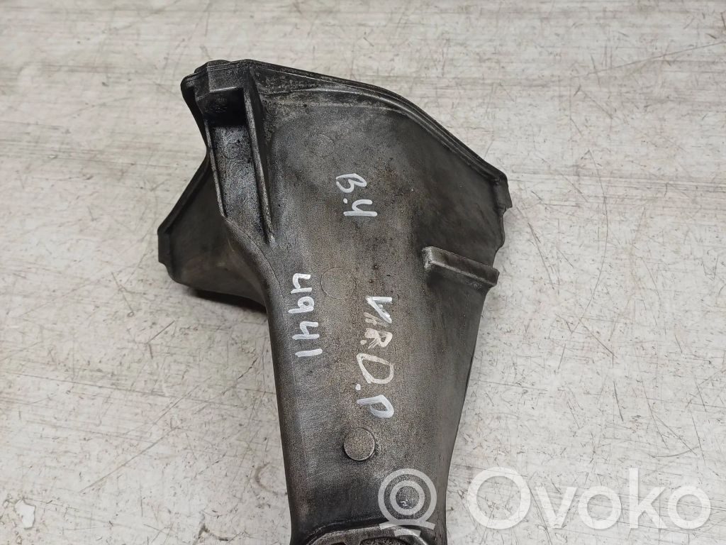 Audi 80 90 S2 B4 Engine mounting bracket 