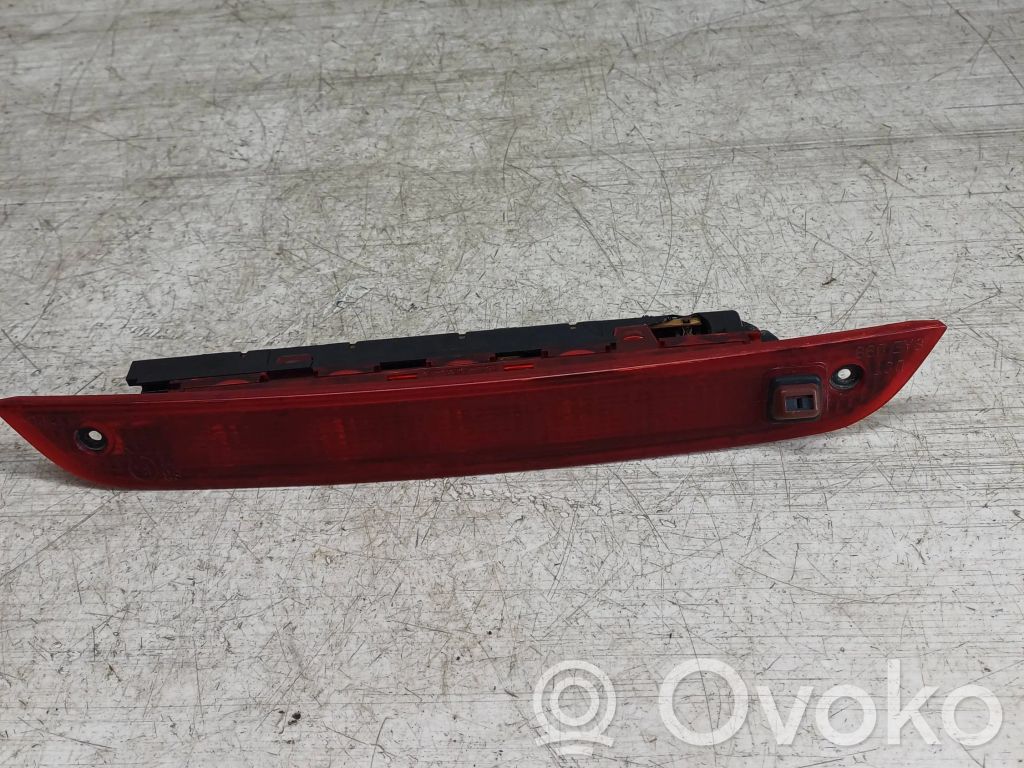 Ford Focus Third/center stoplight 
