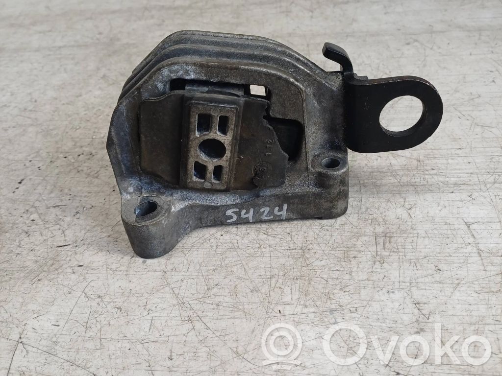 Volvo S80 Engine mount bracket 