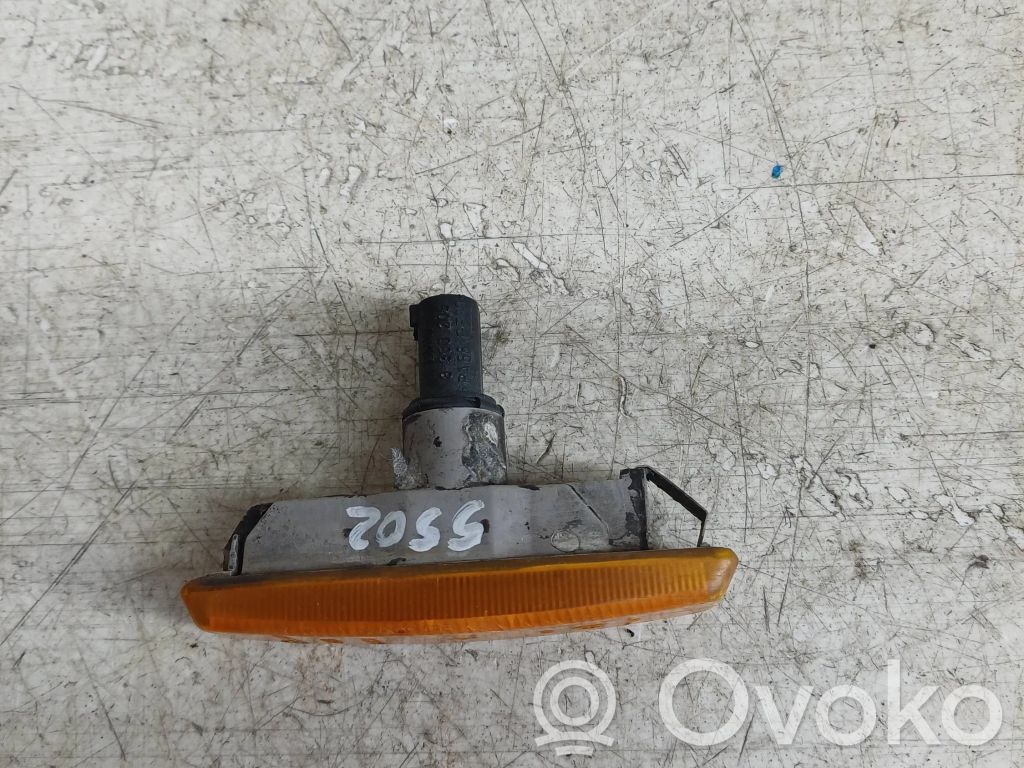 BMW 5 E39 Front fender indicator light 
