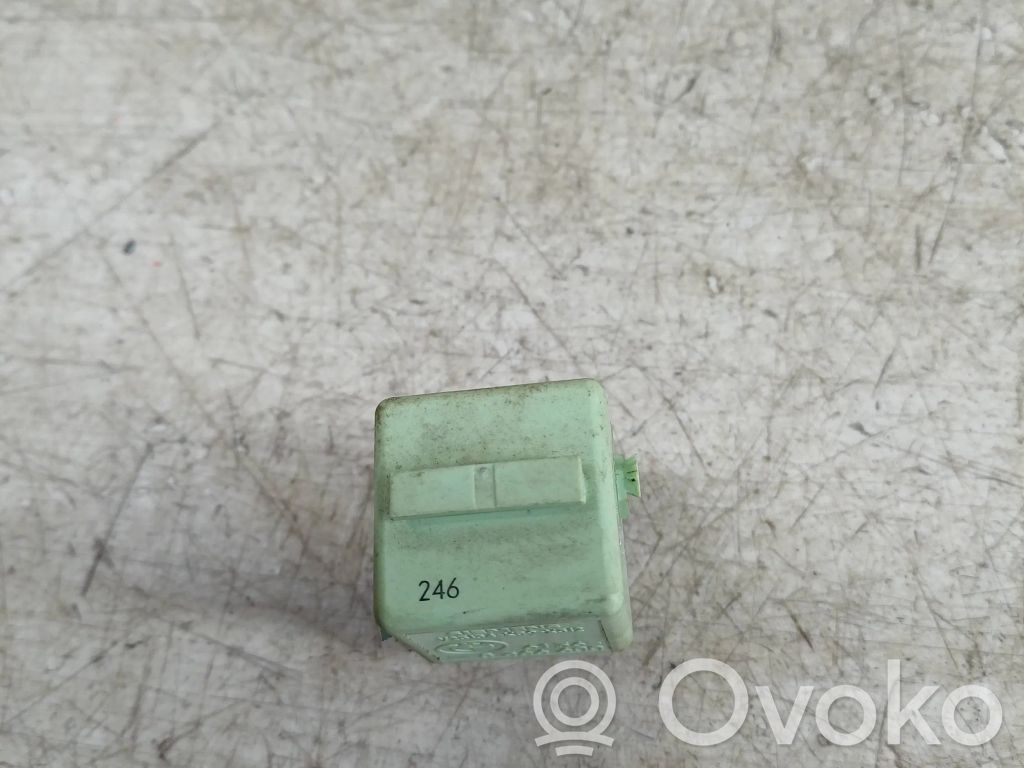 BMW 5 E39 Other relay 