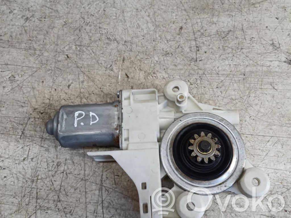 Ford Focus C-MAX Front door window regulator motor 
