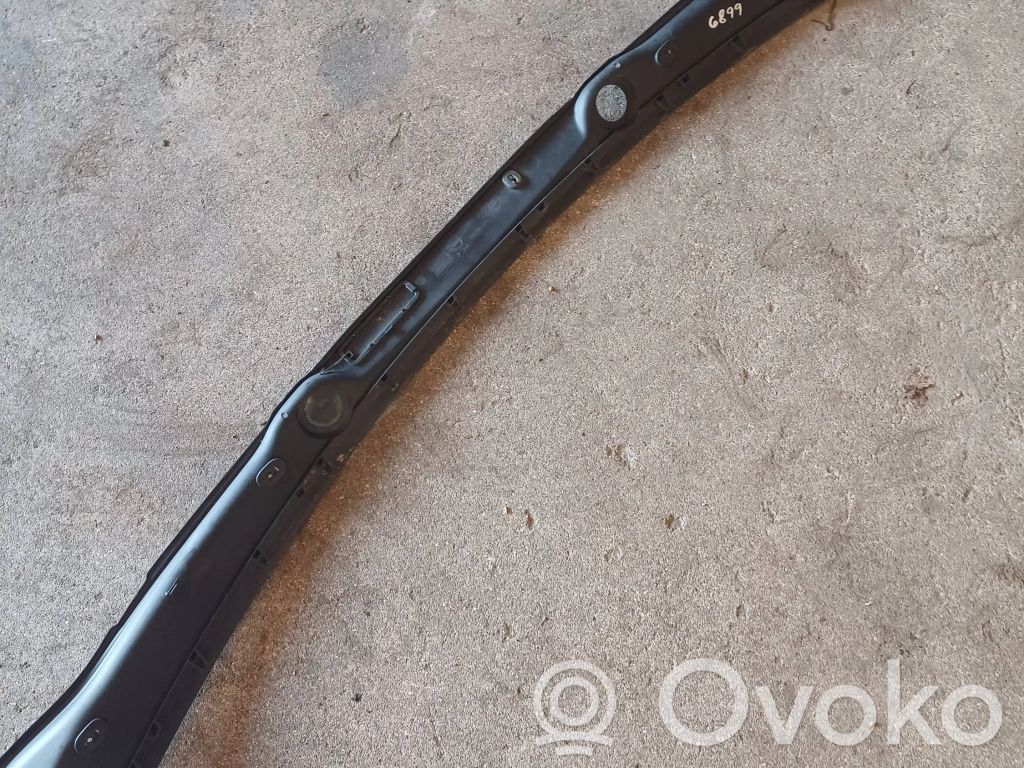 Peugeot Expert Wiper trim 