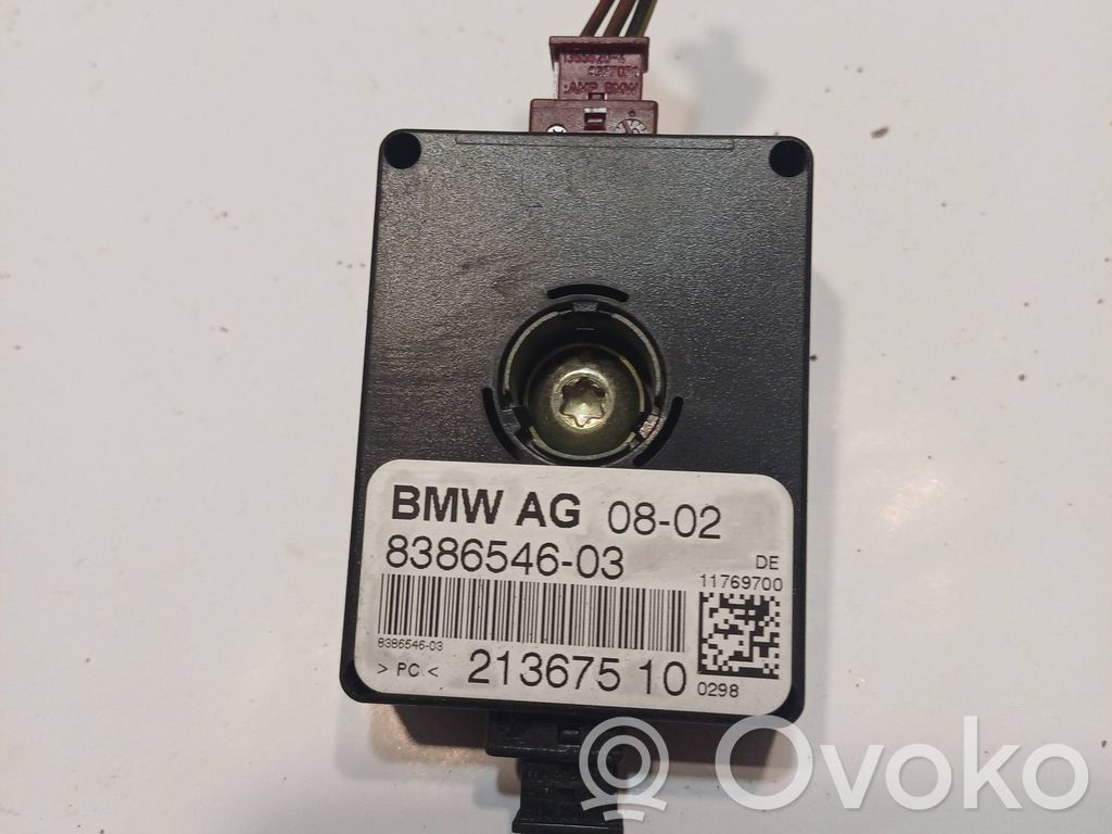 BMW 3 E46 Antenos stiprintuvas 