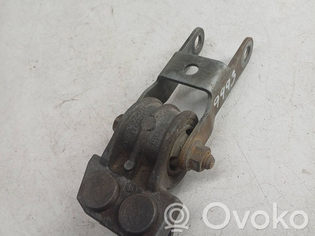 Volvo XC70 Gearbox mount 