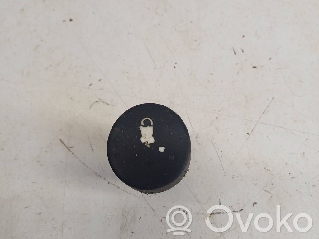 Central locking switch button   96405778XT
