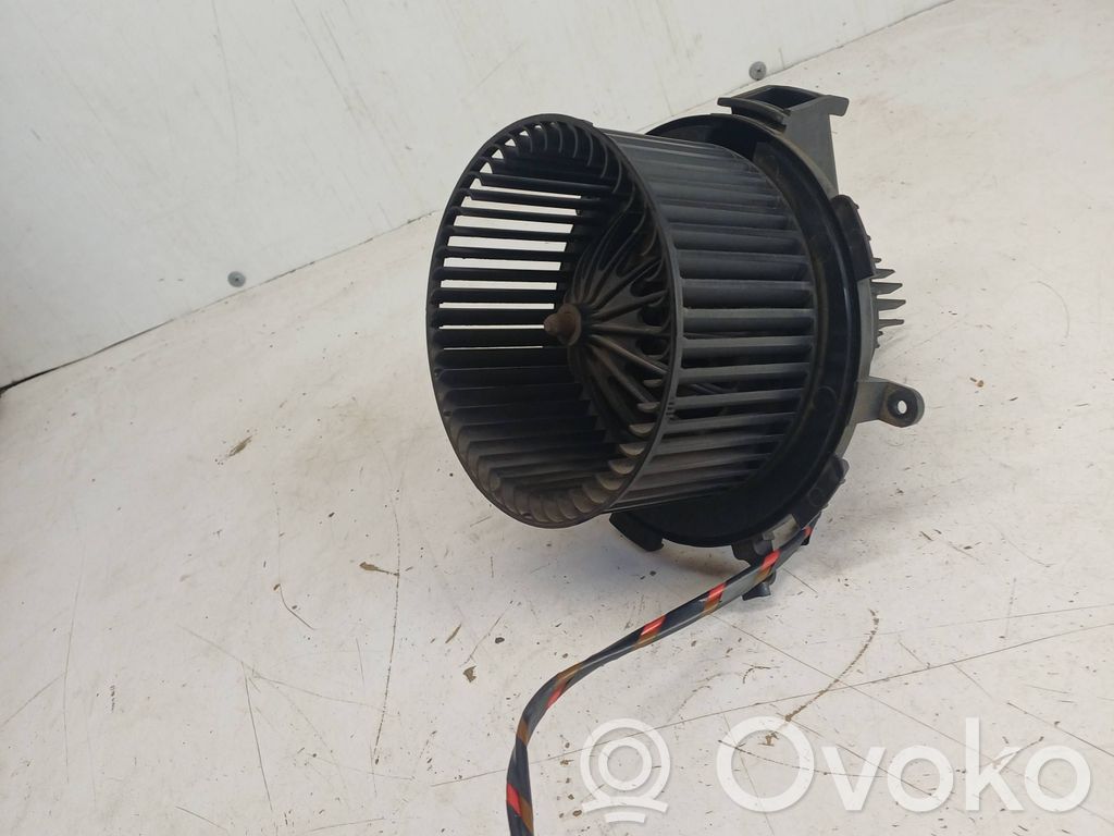 Opel Zafira B Mazā radiatora ventilators 