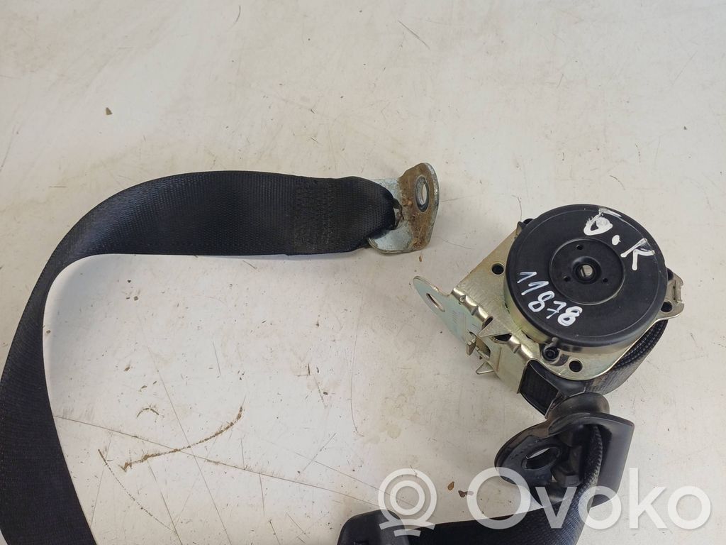 Opel Zafira B Cinturón trasero 