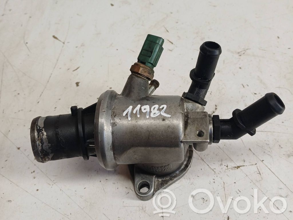 Opel Zafira B Carcasa del termostato 