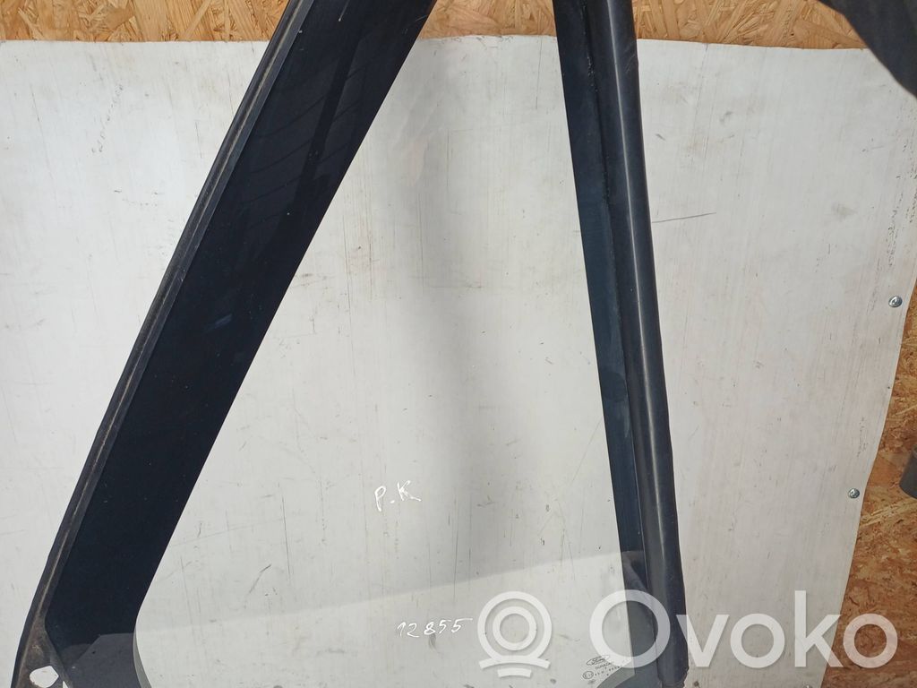 Ford Transit Front vent window/glass (coupe) 