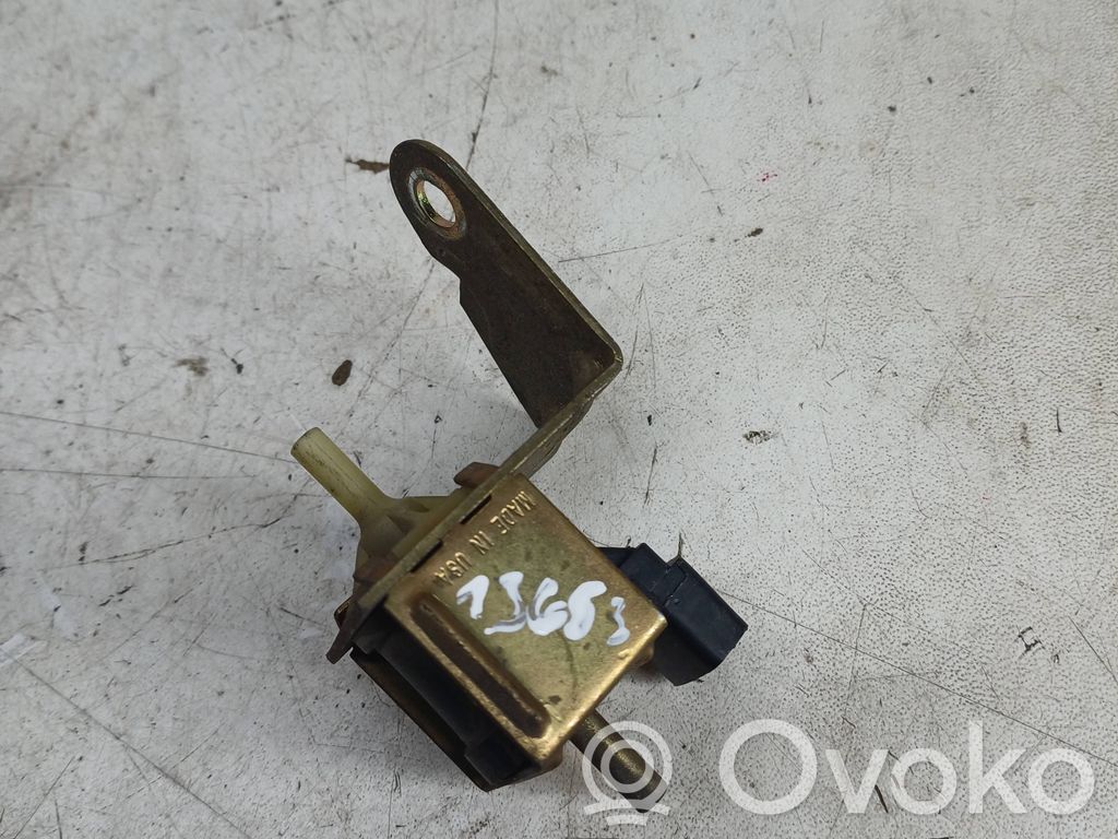 Audi A6 S6 C4 4A Electroválvula del turbo 