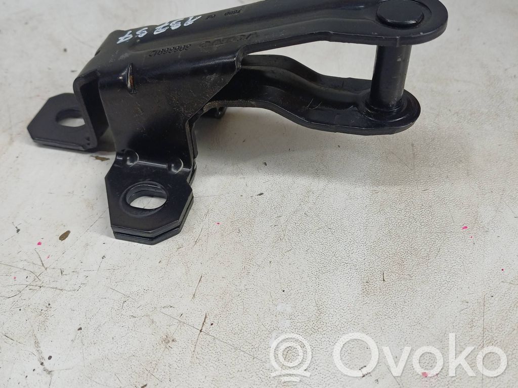Volvo XC90 Tailgate lock loop/hook striker 