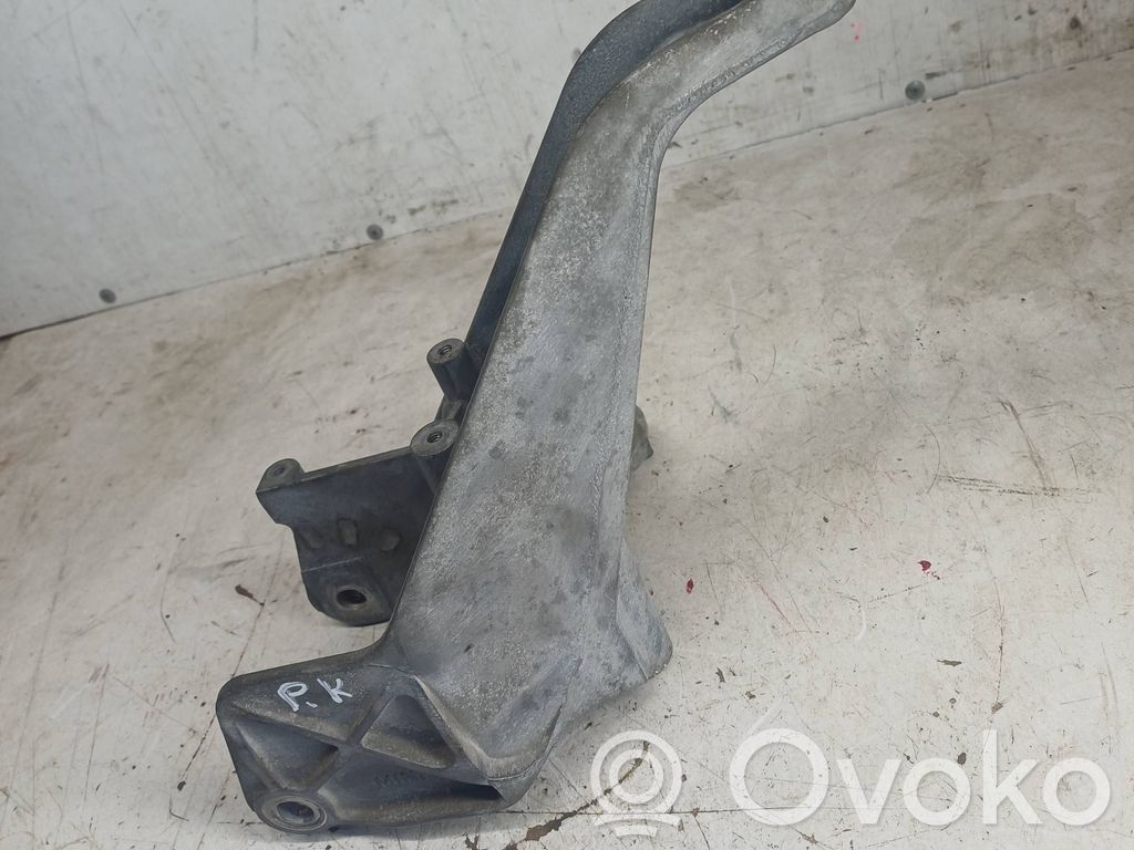 Mini One - Cooper R50 - 53 Engine mounting bracket 
