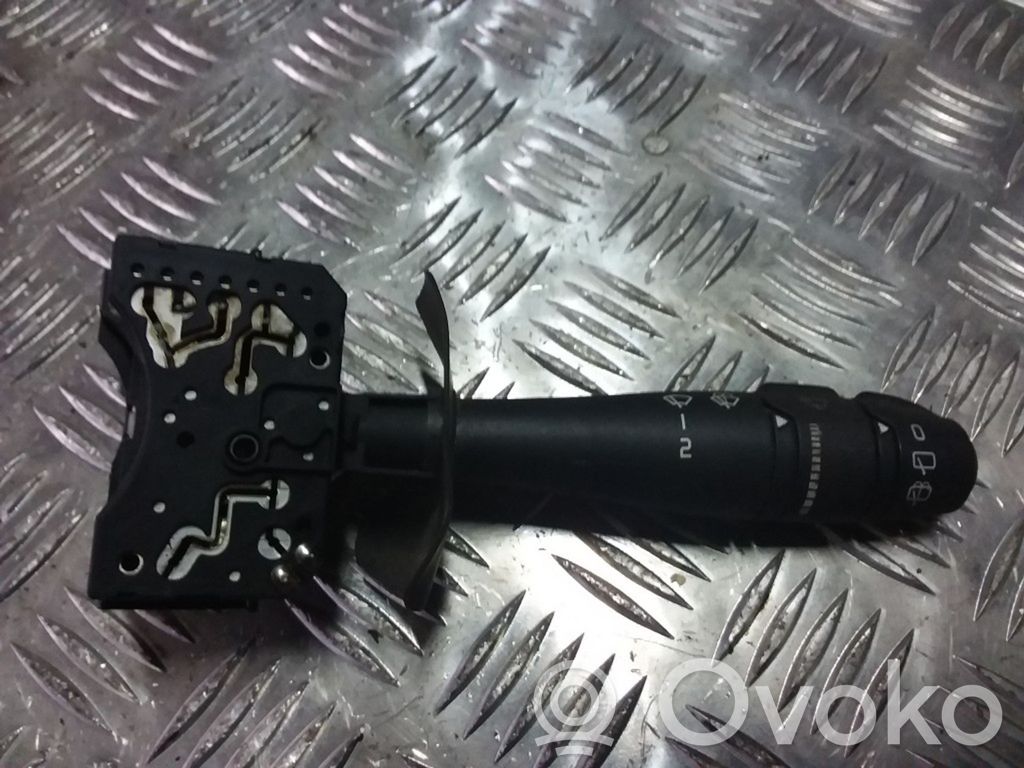Renault Clio II Wiper control stalk 