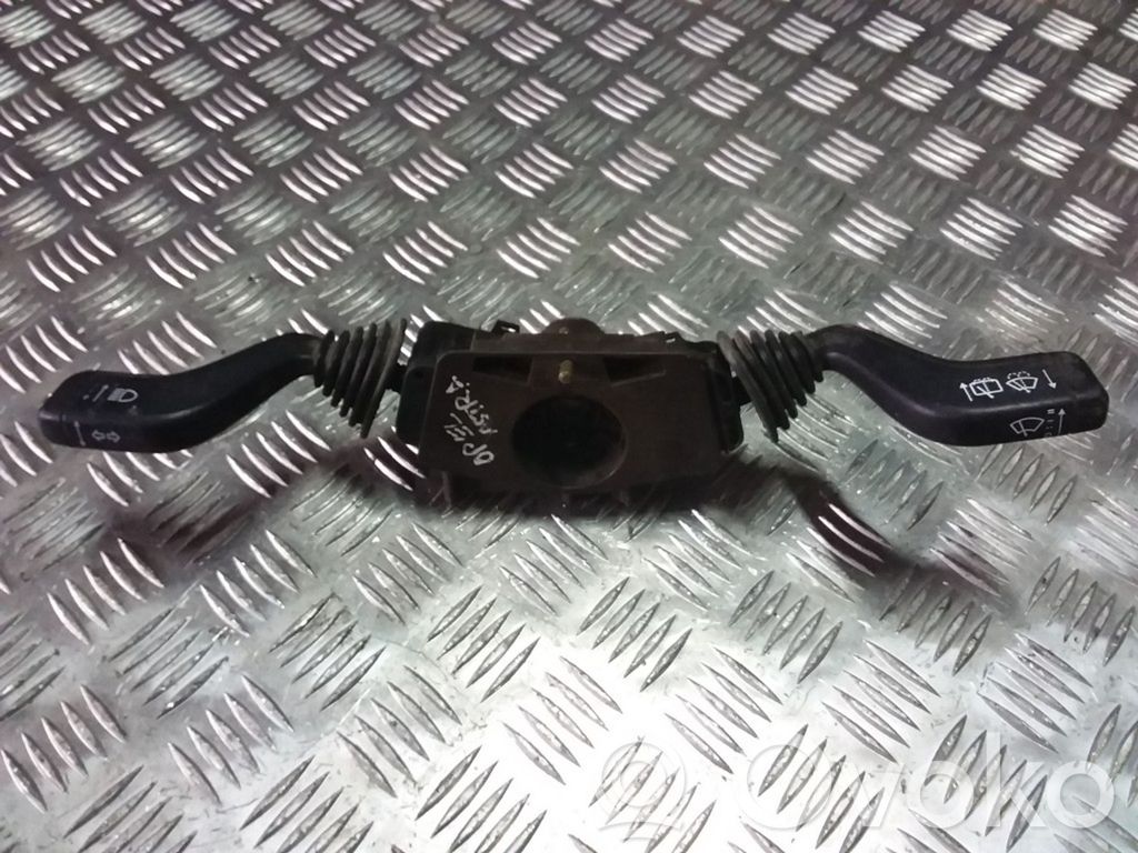 Opel Astra F Wiper turn signal indicator stalk/switch 
