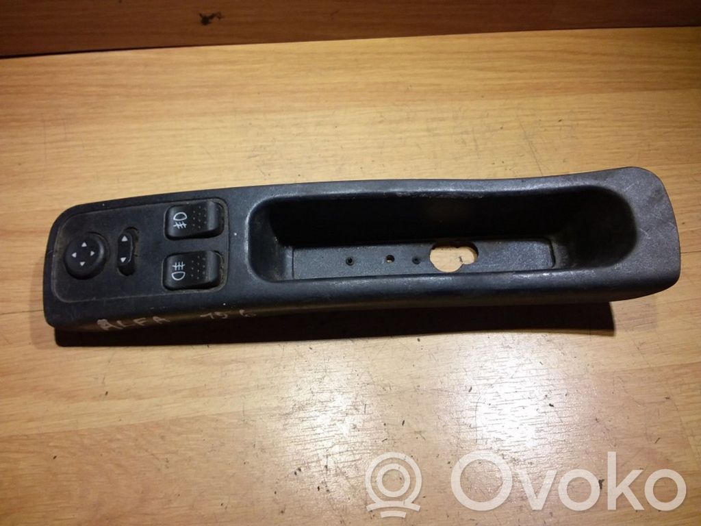 Alfa Romeo 156 Electric window control switch 