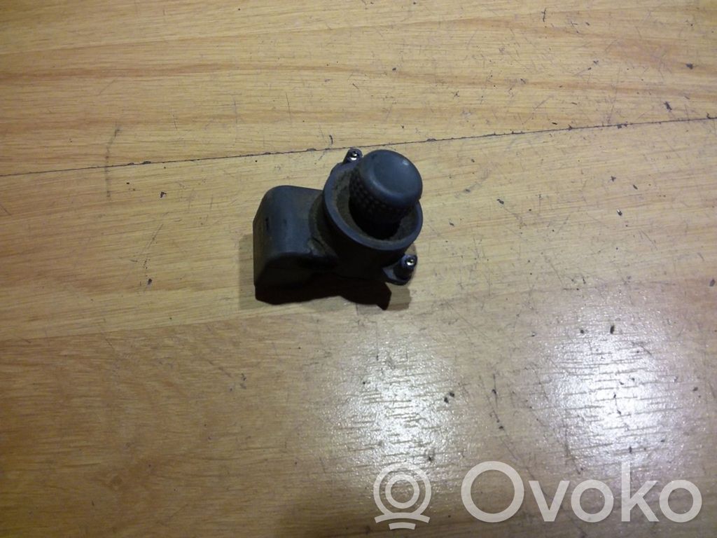 Renault Espace III Wing mirror switch 