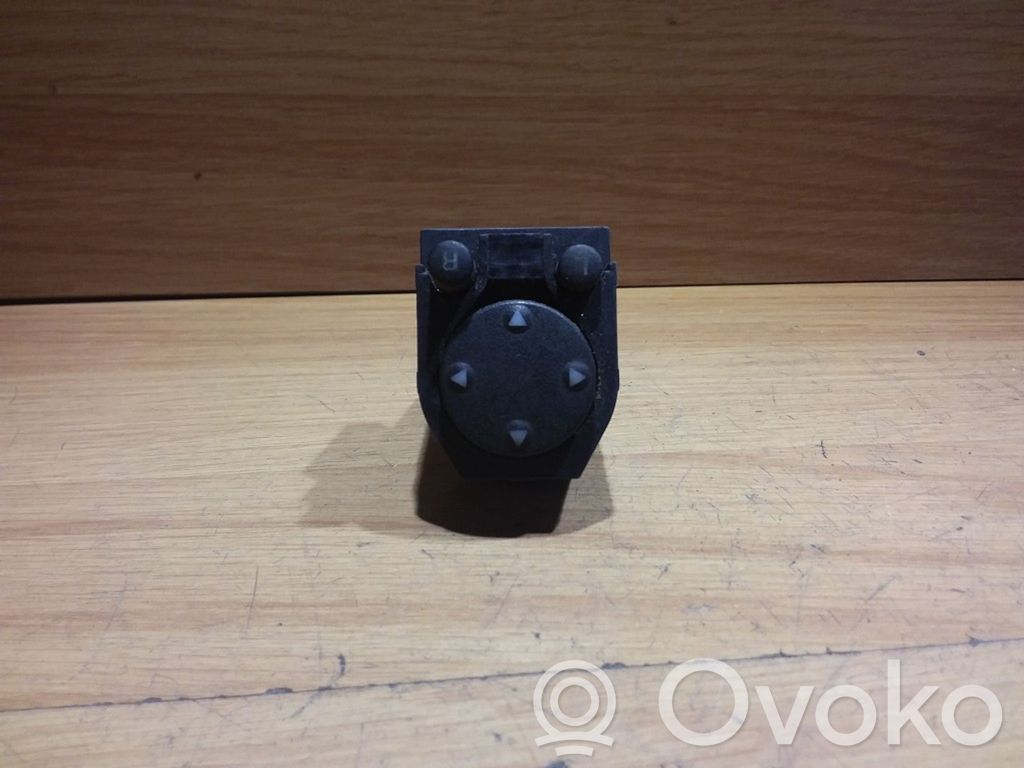 Audi 100 S4 C4 Wing mirror switch 