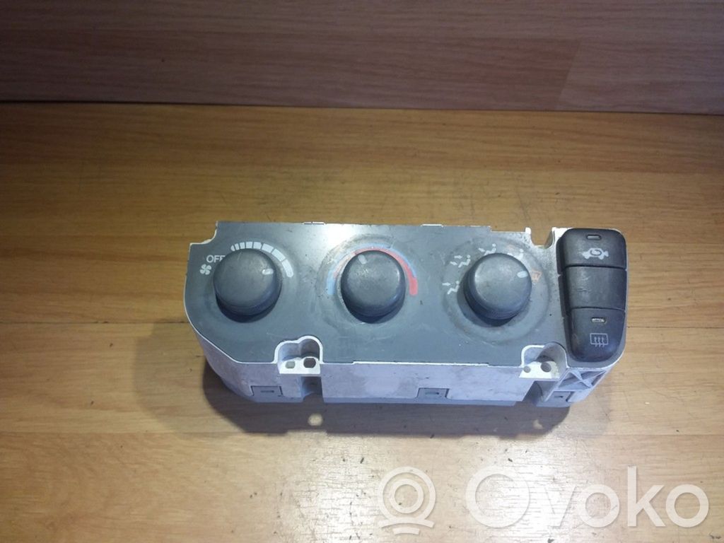 Honda CR-V Climate control unit 