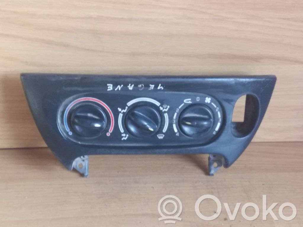 Renault Megane I Climate control unit 