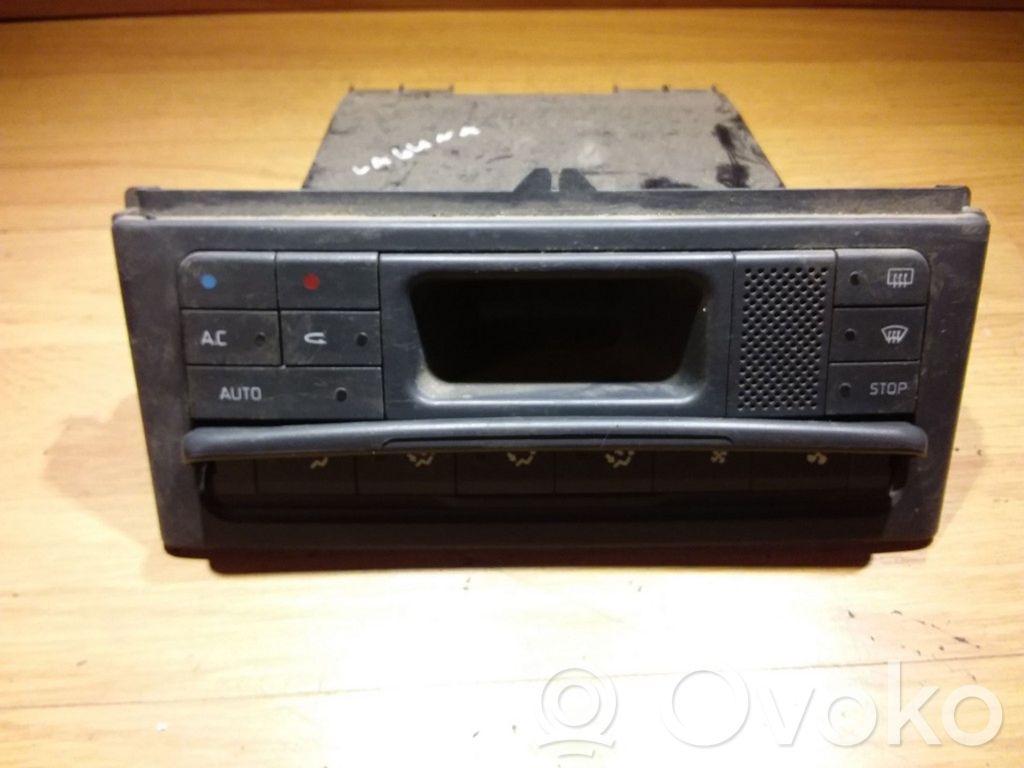 Renault Laguna I Climate control unit 