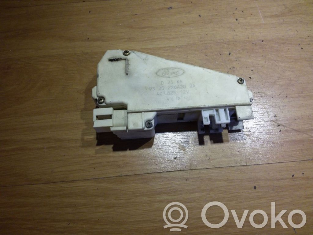 Ford Mondeo MK II Centrinio užrakto varikliukas 