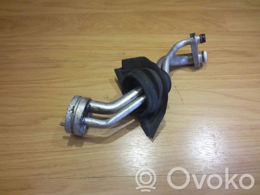 BMW 3 E46 Air conditioning (A/C) pipe/hose 