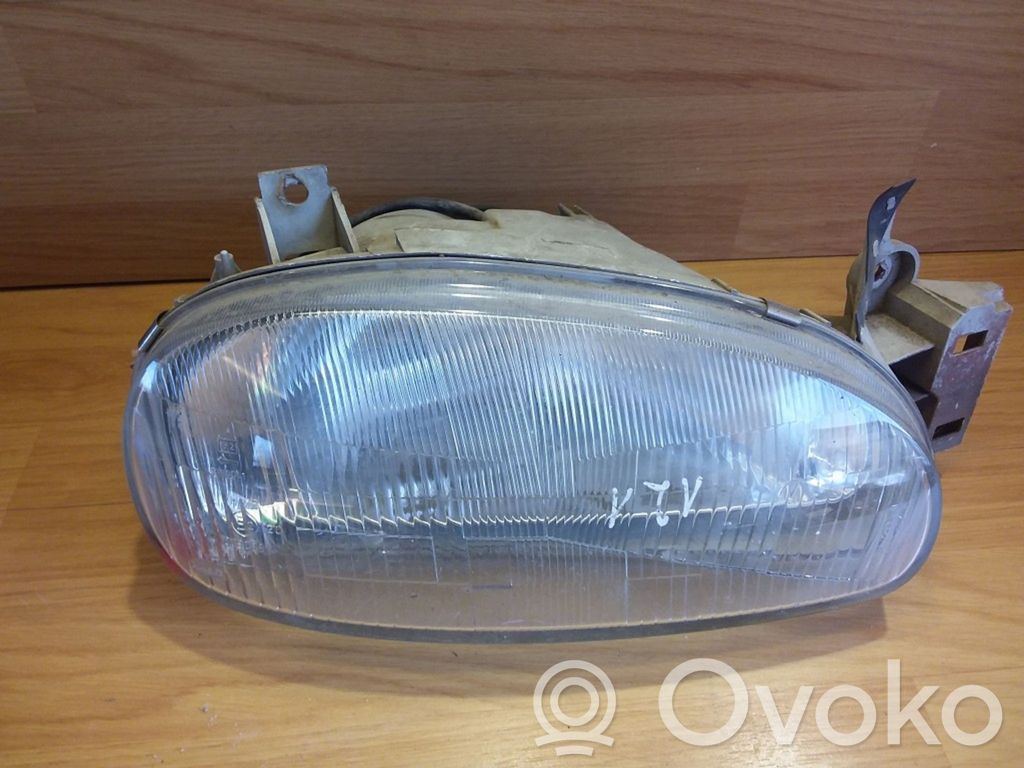 Mazda 121 Headlight/headlamp 