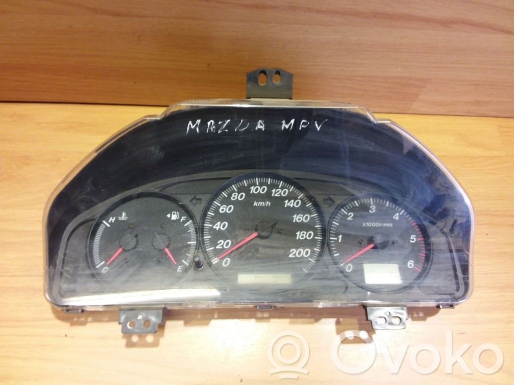 Mazda MPV Speedometer (instrument cluster) 