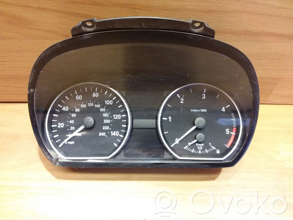 BMW 1 E82 E88 Speedometer (instrument cluster) 