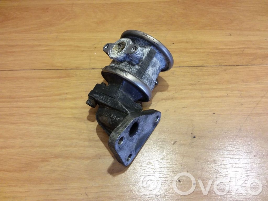 Volkswagen Touareg I Válvula EGR 