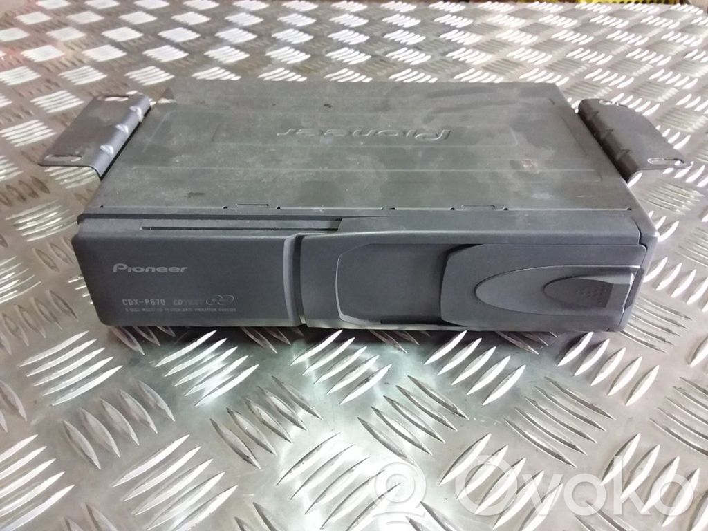 Volvo S40, V40 CD/DVD чейнджер 