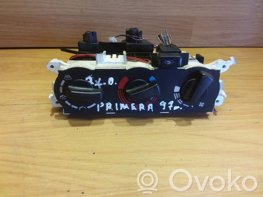 Nissan Primera Climate control unit 