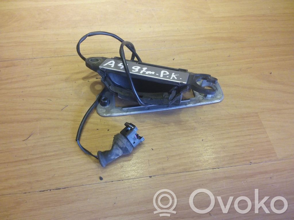 Audi A4 S4 B5 8D Manecilla externa puerta delantera 