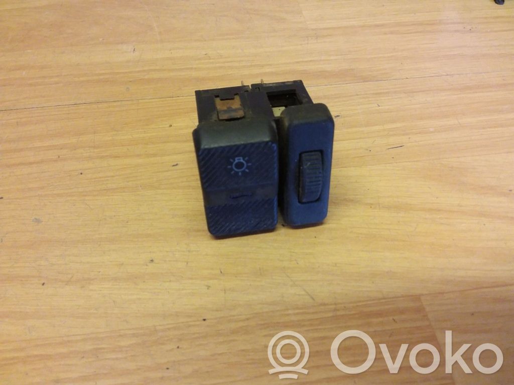 Volkswagen PASSAT B3 Light switch 