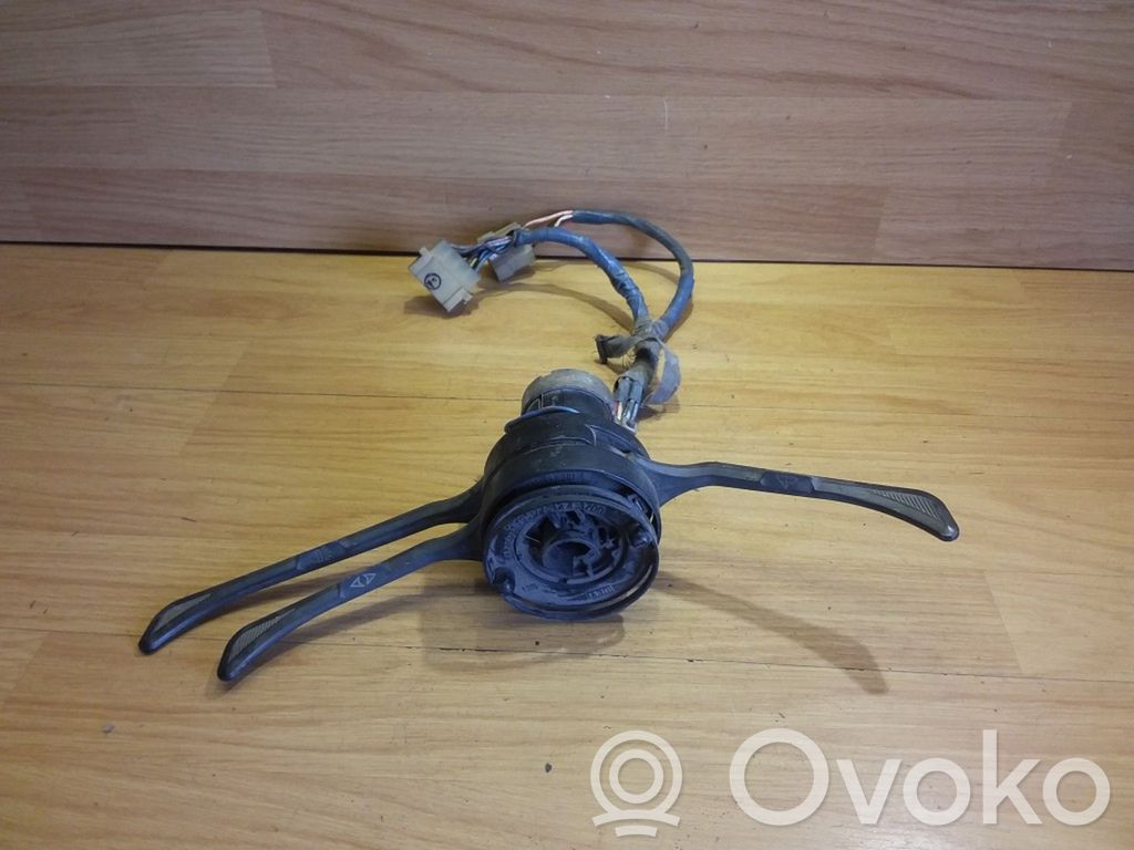 Lada Niva Interruptor/palanca de limpiador de luz de giro 