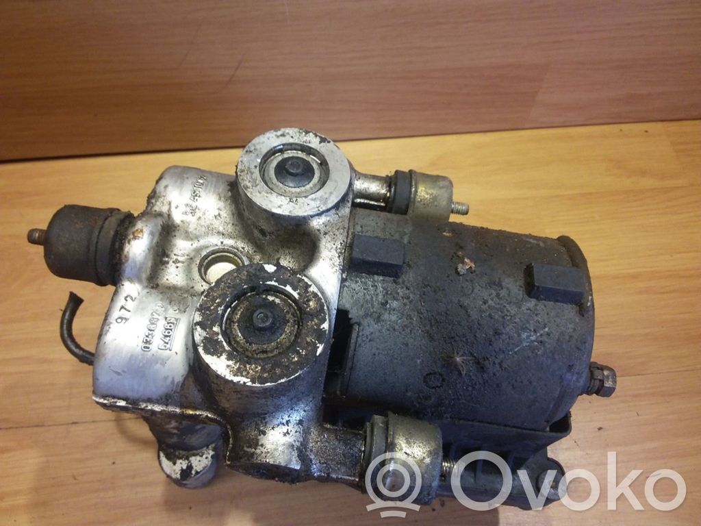 Opel Omega B1 ABS Blokas 