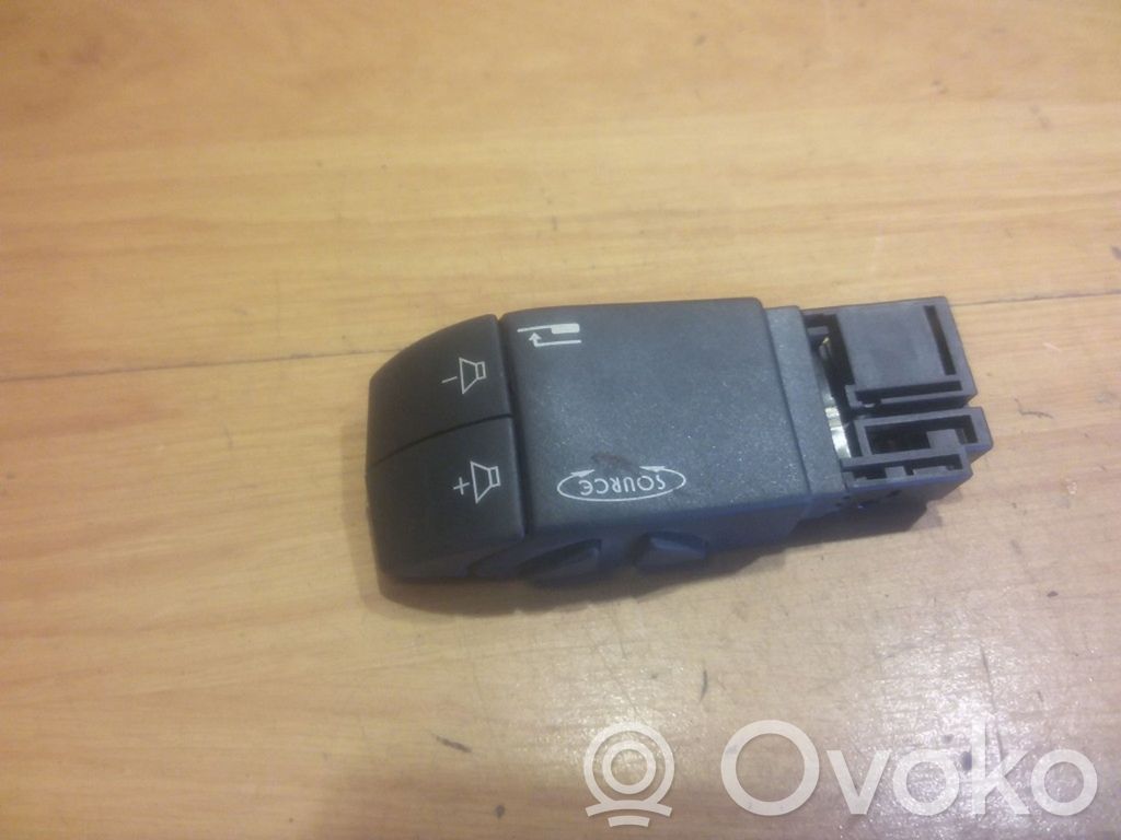 Renault Laguna II Interruptor de control multifunción 