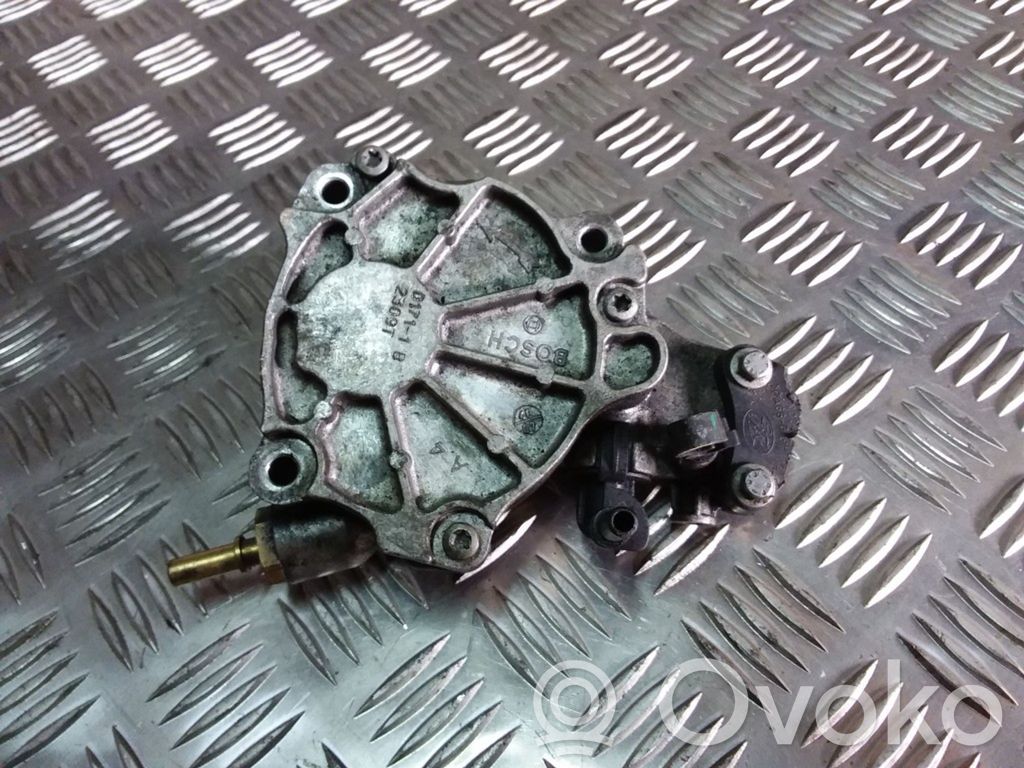 Peugeot 407 Vacuum pump 