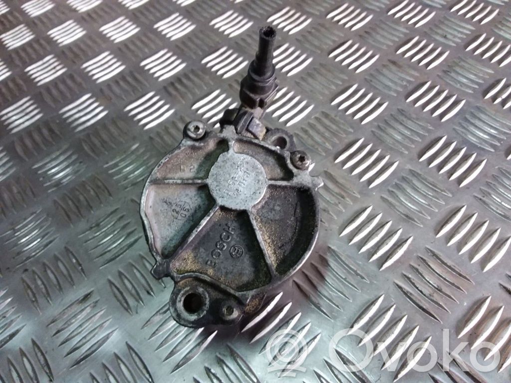 Peugeot 307 Vacuum pump 