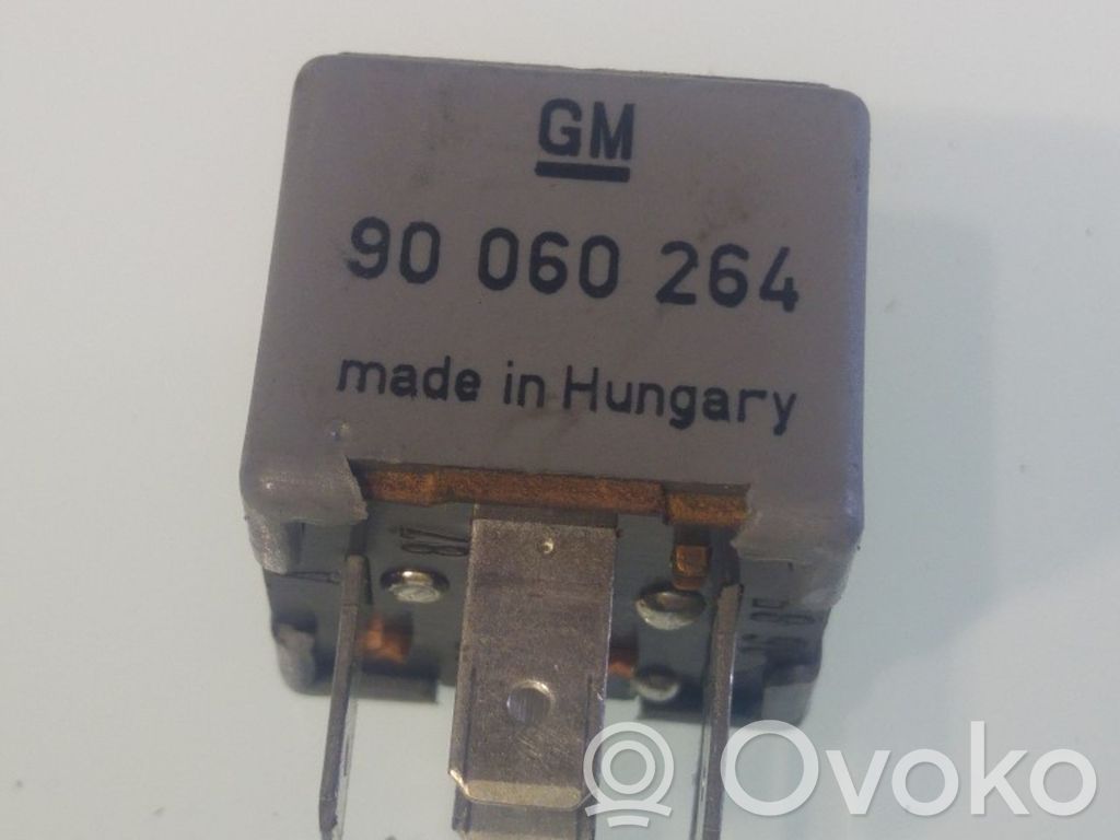Opel Vectra B Other relay 