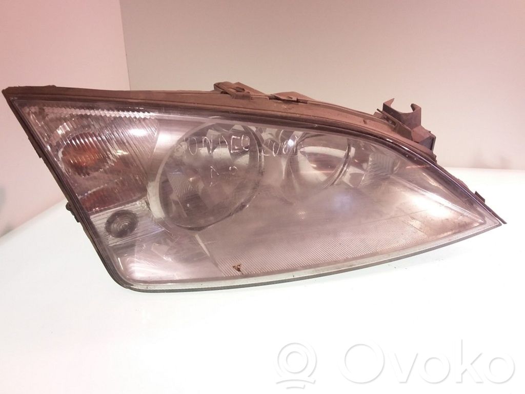 Ford Mondeo Mk III Headlight/headlamp 