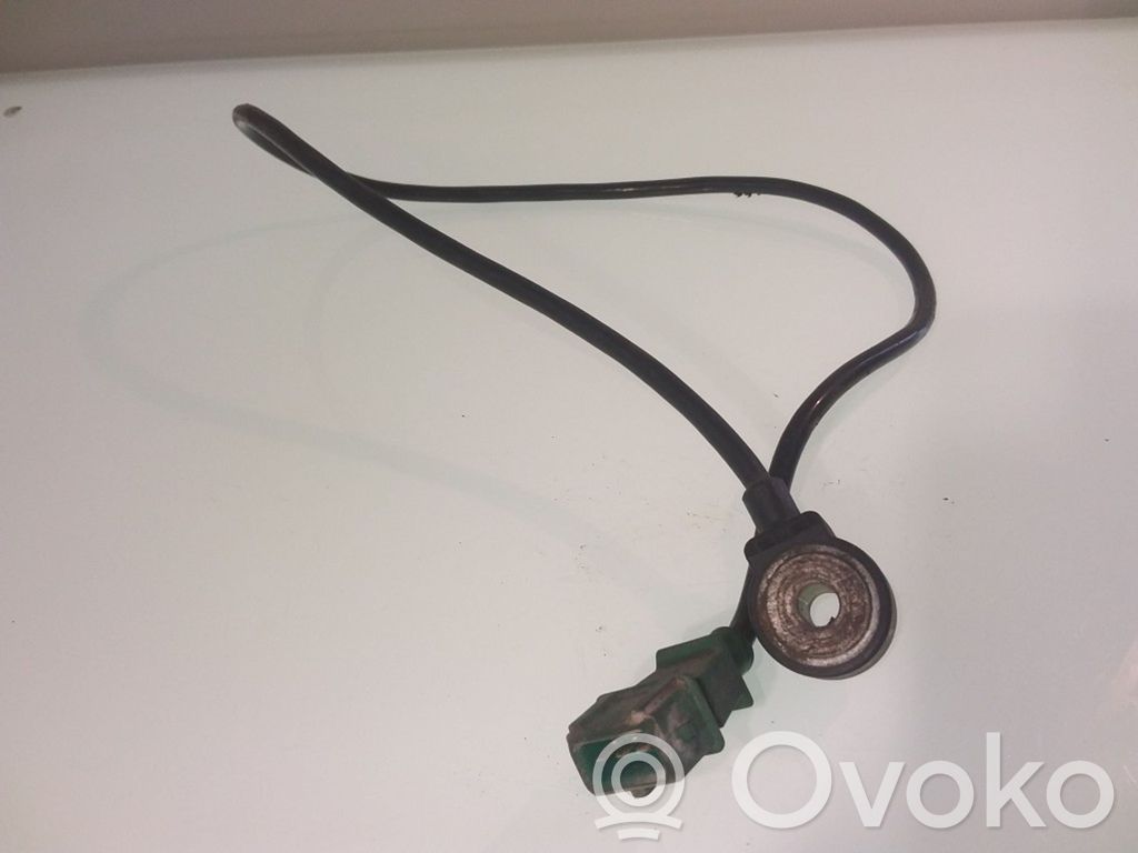 Audi A4 S4 B5 8D Klopfsensor 