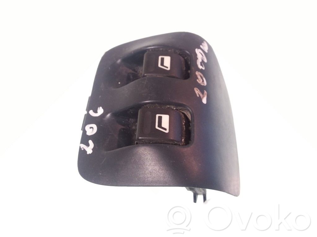 Peugeot 206 Electric window control switch 