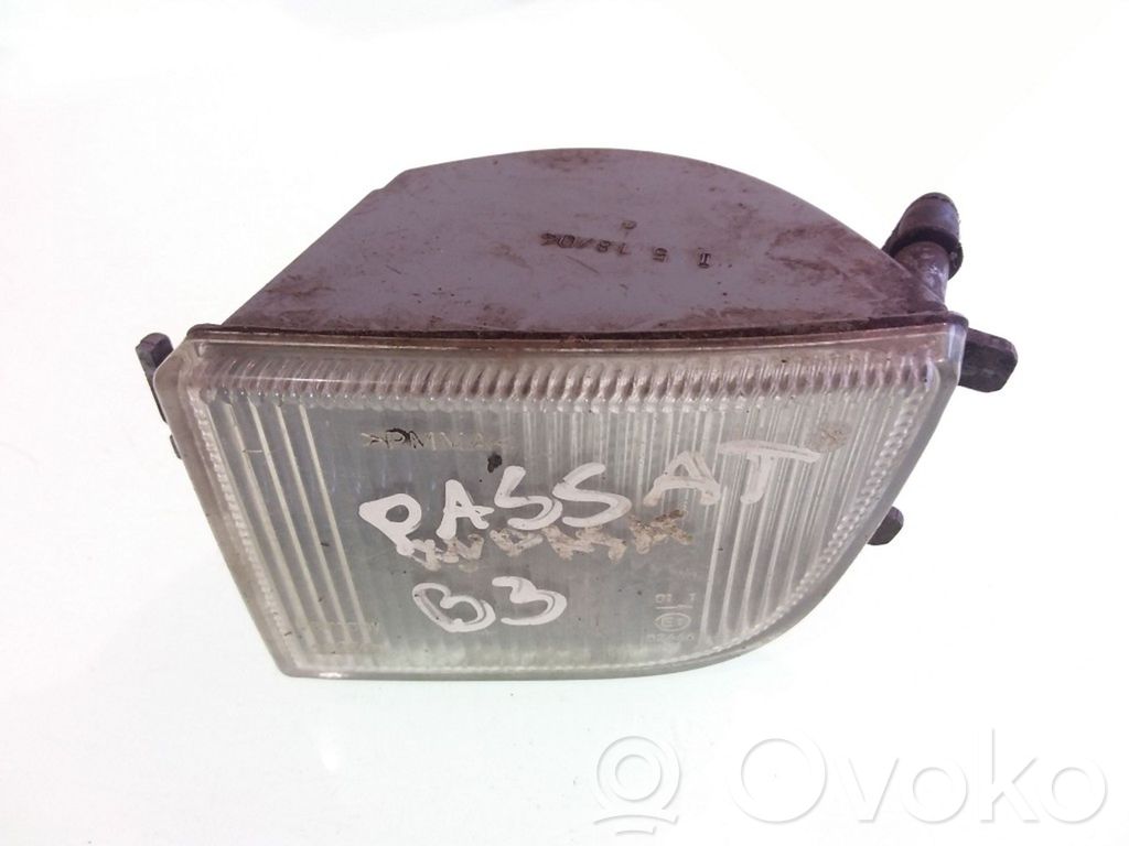 Volkswagen PASSAT B4 Front indicator light 