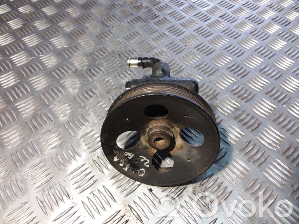 Opel Omega B1 Power steering pump 